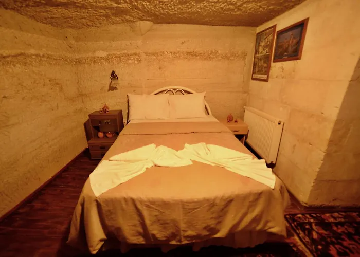 Cave Seasons Deluxe גורמה