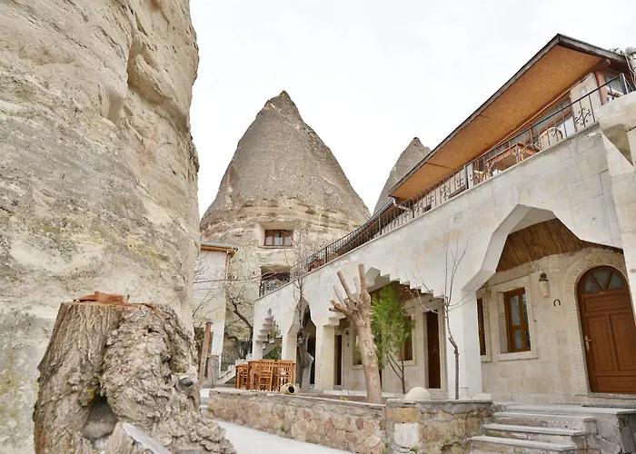 Cave Seasons Deluxe 2* Goreme