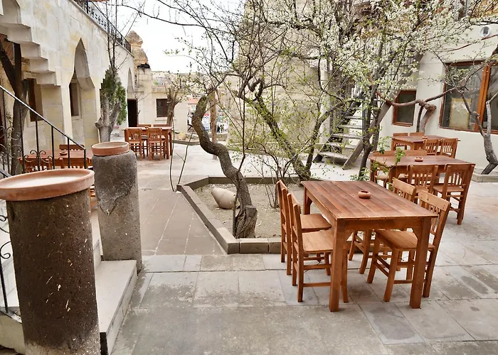 Cave Seasons Deluxe Bed & Breakfast Goreme